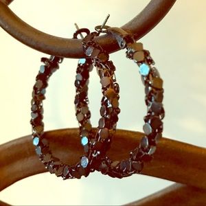 Back glitter-chunk hoop earrings